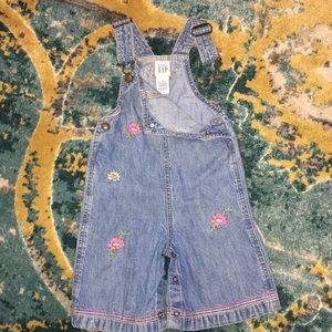❌❌SOLD❌❌Baby Gap embroidered overalls